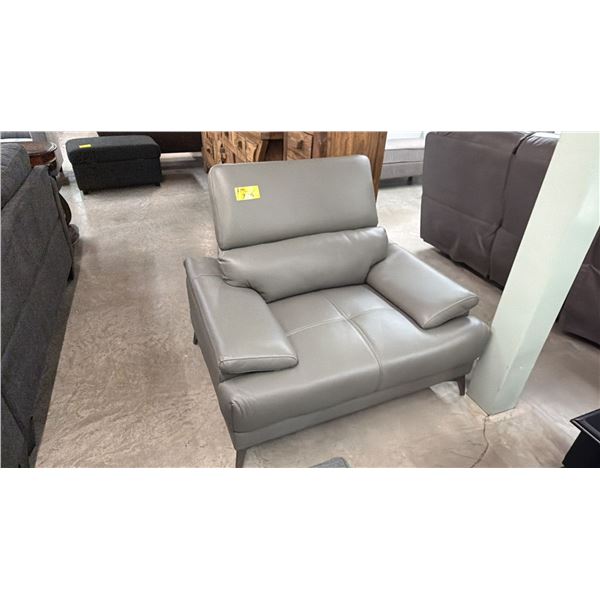 LEATHER WIDE SEAT LOUNGE CHAIR WITH ADJUSTABLE HEADREST