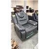 Image 1 : LEATHER RECLINER