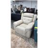 Image 2 : ELECTRIC LEATHER RECLINER
