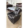 Image 1 : ELECTRIC LEATHER RECLINER WITH CUPHOLDERS & STORAGE