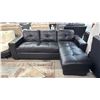 Image 2 : 2-PC LEATHER SECTIONAL SOFA WITH CHAISE