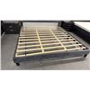 Image 3 : KING SIZE BED