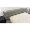 Image 3 : QUEEN SIZE BED WITH MATTRESS (MATTRESS REQUIRES CLEANING)
