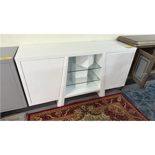 MODERN 2-DOOR CABINET