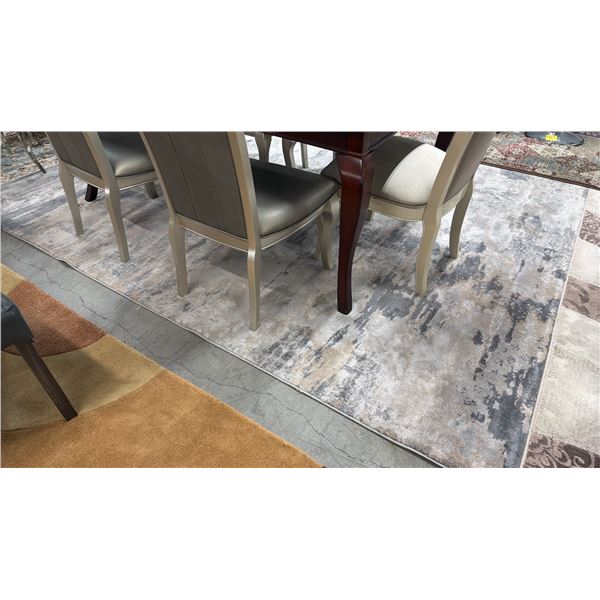 PATTERNED AREA RUG