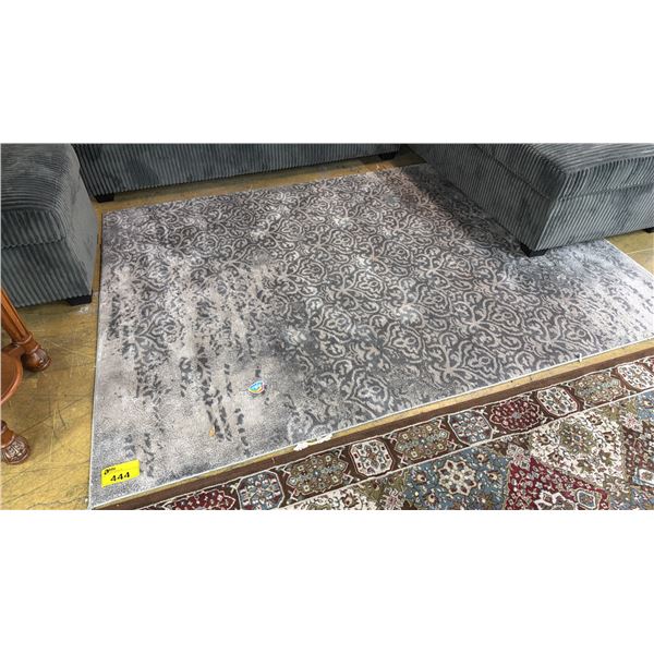 PATTERNED AREA RUG