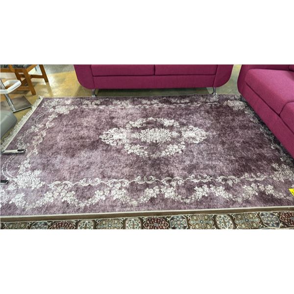 PATTERNED AREA RUG