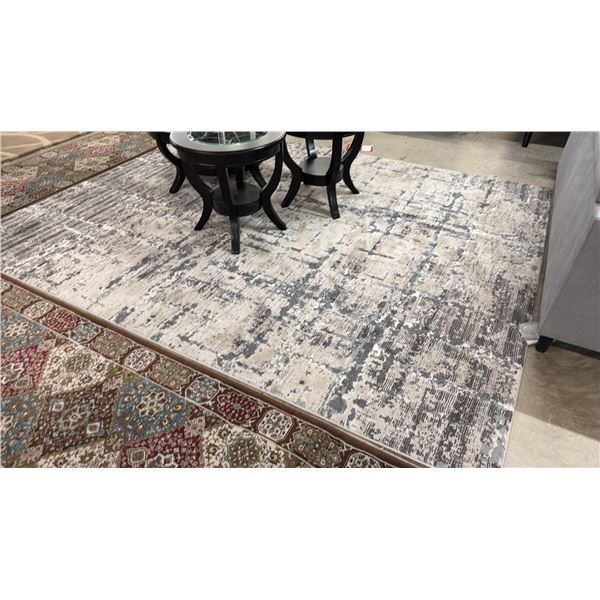 PATTERNED AREA RUG