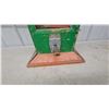 Image 4 : Flip Skill Coin-Operated Pinball-Style Arcade Game with Seal Graphics 1930.S Seems Complete and