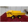 Image 5 : Ertl International Harvester Pay Hauler Die-Cast Toy Dump Truck, Approx. 12" Long, Yellow