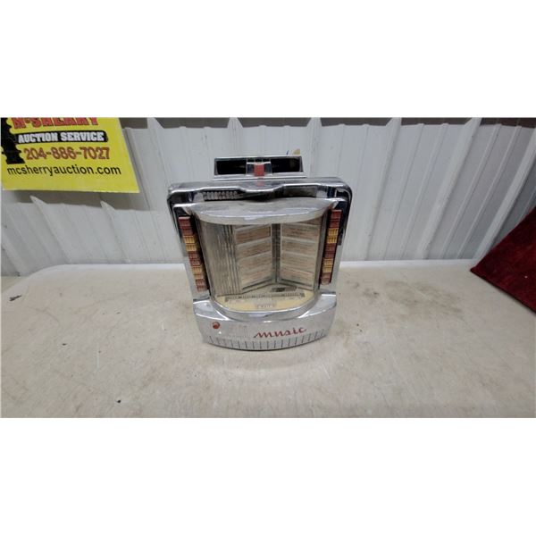 AMI Music Wallbox Jukebox Selector with Chrome Finish and Coin Slot Curved Glass Vintage with Key
