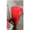 Image 7 : Vendo Model 39 Coca-Cola Coin-Operated Upright Vending Machine