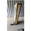Image 6 : Vintage Peerless Coin-Operated Penny Scale with Mirror and Tile Platform