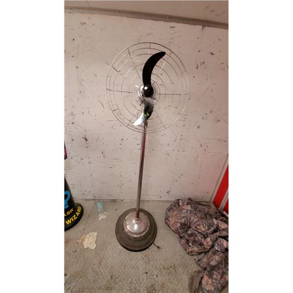 Vintage Chrome Pedestal Fan with Two-Blade Design and Rubber Base