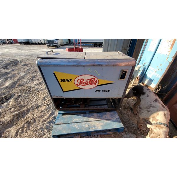 Vintage Chest Pepsi-Cola Ice Cold Drink Vending Machine with Yellow Triangle Logo 1940.S