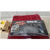 Image 3 : American Muscle Bodyshop American Graffiti '55 Chevy 150 1:18 Scale Die Cast Kit with Box
