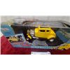 Image 2 : American Graffiti '32 Ford Deuce Coupe 1/18 Scale Die-Cast Model by Ertl Collectibles with Box