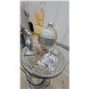 Image 3 : Mico Art Deco Floor Standing Smoker Stand with Slag Glass Globe Lamp and Ashtrays Very Rare with