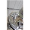 Image 5 : Mico Art Deco Floor Standing Smoker Stand with Slag Glass Globe Lamp and Ashtrays Very Rare with