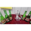 Image 5 : Vintage 7UP Green Glass Bottles with Metal 6 Pack Carrier Aluminum