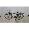 Image 16 : 1950s Schwinn Cruiser Bicycle with Chrome Fenders Fuel Tanke F+Rrack Very Cool All Orignal It