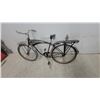 Image 19 : 1950s Schwinn Cruiser Bicycle with Chrome Fenders Fuel Tanke F+Rrack Very Cool All Orignal It