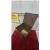 Image 6 : T. Eaton Co. Limited Winnipeg Store Vintage Tea Tin with Hinged Lid Vintage