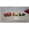 Image 1 : Modle Toy Die Cast and Pressed Metal Vintage Airport Baggage Carrier Totol Length 26"