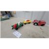Image 8 : Modle Toy Die Cast and Pressed Metal Vintage Airport Baggage Carrier Totol Length 26"