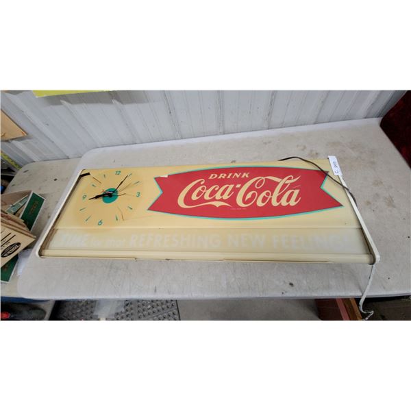 Coca-Cola "Time for That Refreshing New Feeling" Fishtail Lighted Clock Sign Not Workin with Lense