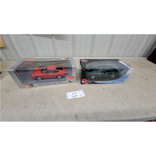 Sun Star and Hotwheel Porsche 911 1:18 Scale Die-Cast Metal Model Cars