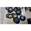 Image 4 : Collection of 45 RPM Vinyl Records, Assorted Labels and Artists Ready 4 the Juke Box