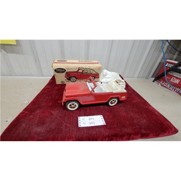 Tonka Jeepster Convertible Sedan No. 249 Pressed Steel Toy with Original Box