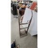 Image 3 : Vintage Canadian Fairbanks-Morse Model 201-2 Wooden Hand Truck