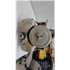 Image 2 : Vintage Ford 5.5 Horsepower Outboard Boat Motor, Circa 1955-1959