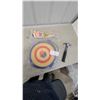 Image 1 : Showdown Confrontation Official Hockey Target Disc Set and Winnipeg Jets NHL Hammer