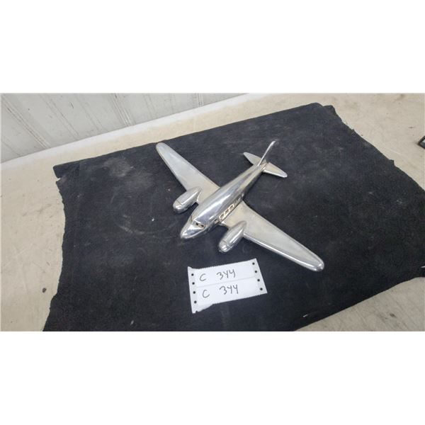 Vintage Plane for /off a Airplane Ashtray Stand Art Decoy