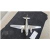 Image 3 : Vintage Plane for /off a Airplane Ashtray Stand Art Decoy