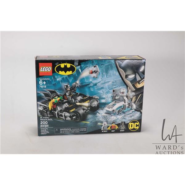 Lego-DC Batman II "Mr. Freeze Batcycle Battle" no. 76118, new in factory sealed package