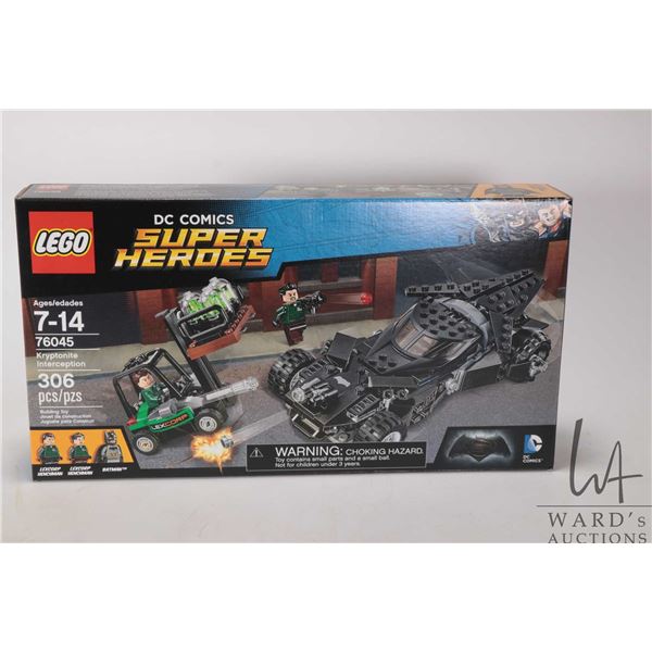 Lego- DC Comics Super Heroes "kryptonite Interception" no. 76045, in factory sealed package