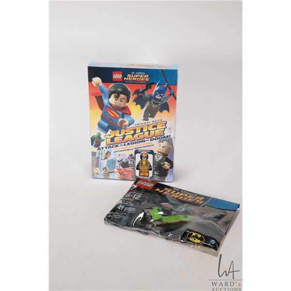 Lego- DC Comics Super Heroes " Original Movie Justic League- Attack of the Legion of Doom" with Mini