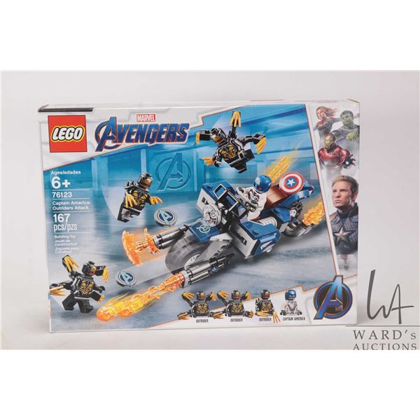 Lego- Marvel Avengers "Captain America: Outriders Attack" no. 76123, new in factory sealed packaging