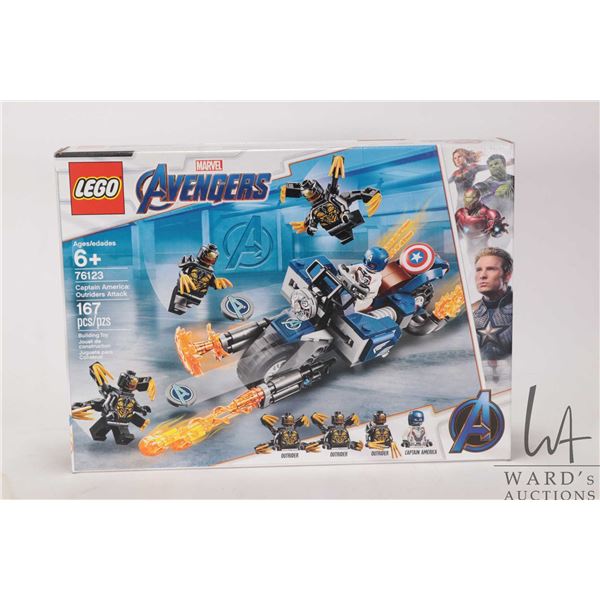 Lego- Marvel Avengers "Captain America: Outriders Attack" no. 76123, new in factory sealed packaging