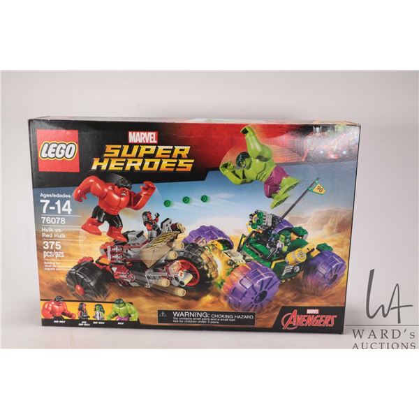 Lego- Marvel Super Heroes " Hulk vs. Red Hulk" no. 76078, new in factory sealed packaging