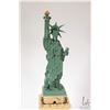 Image 2 : Lego-Architecture "Statue of Liberty" no. 21042, pre-built kit, appears complete but not guaranteed.