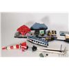 Image 3 : Two Lego-Architecture kits including "Sydney" no. 21032 and "Tokyo" no. 21051. Pre-built kits, appea