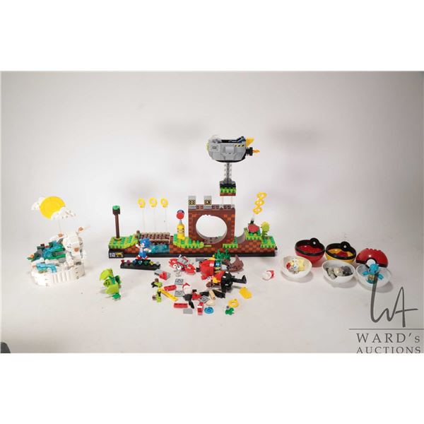 Lego- Sonic the Hedgehog "Green Hill Zone" no. 21331. Includes manual and one Minifigure and "Jade R