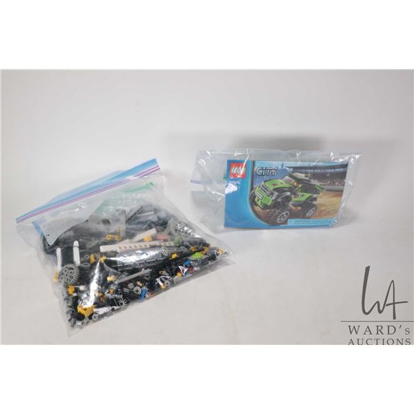 Lego-Lego City " City Bundle, Super 3 in 1" pack includiing building guide for Monster truck no. 600