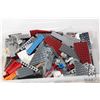 Image 2 : Lego- Star Wars "Palpatine's Arrest" no. 9526. with six Minifigures. Pre-built kit, appears complete