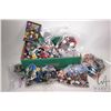 Image 1 : Large selection of Lego building bricks, may includes some pre-built kits but not guaranteed. Bid ac